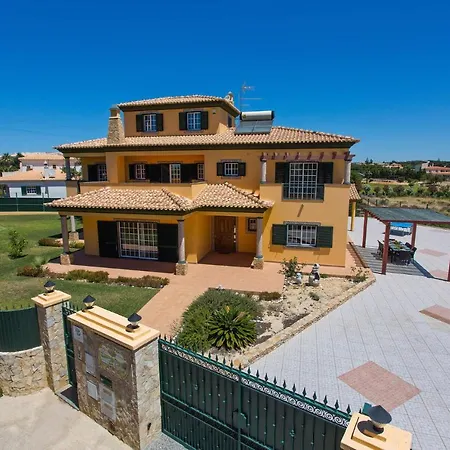 Nincha - Heated Pool - Free Wi-fi - Air Con Αλμπουφέιρα