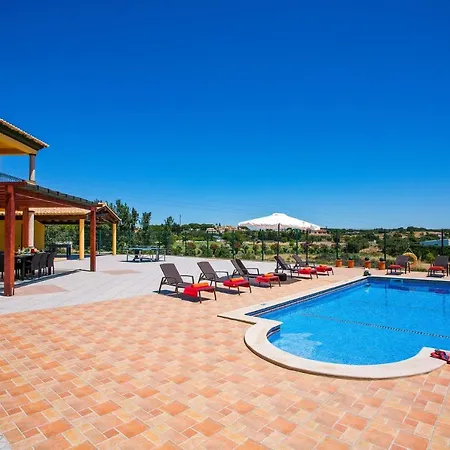 Nincha - Heated Pool - Free Wi-fi - Air Con Villa *