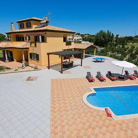 Nincha - Heated Pool - Free Wi-fi - Air Con Villa *