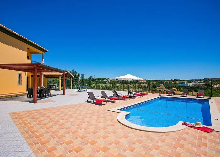 Nincha - Heated Pool - Free Wi-fi - Air Con Villa *