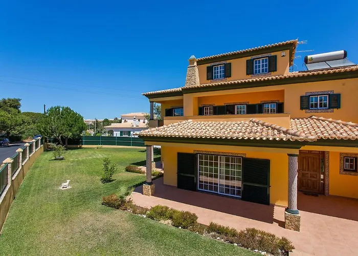 Nincha - Heated Pool - Free Wi-fi - Air Con Villa